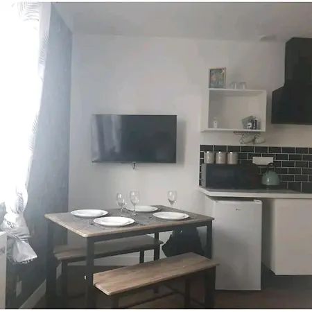 La Nouvelle-orleans - Hyper-centre- 2mn Sncf - Wi-fi Netflix Gratuit 公寓